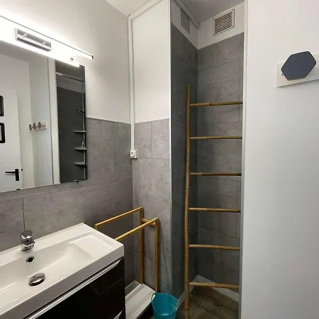 Rénové à Neuf, 4 Couchages, Balcon Ensoleillé, Parking Privé, Proche Et Commerces - Fr-1-224c-173 Saint-Hilaire-de-Riez